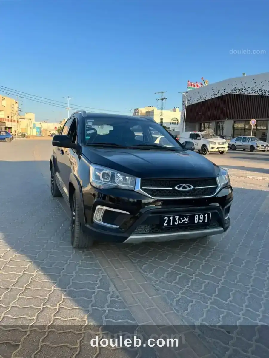 Voiture tiggo2 comme neuf à Tunis