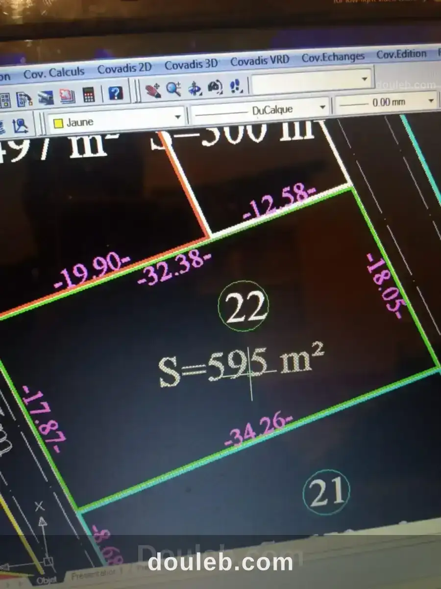 Terrain à bàtir à Tunis