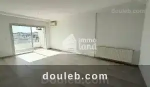 Appartement s2 de 131m2 et 30m2 à Tunis