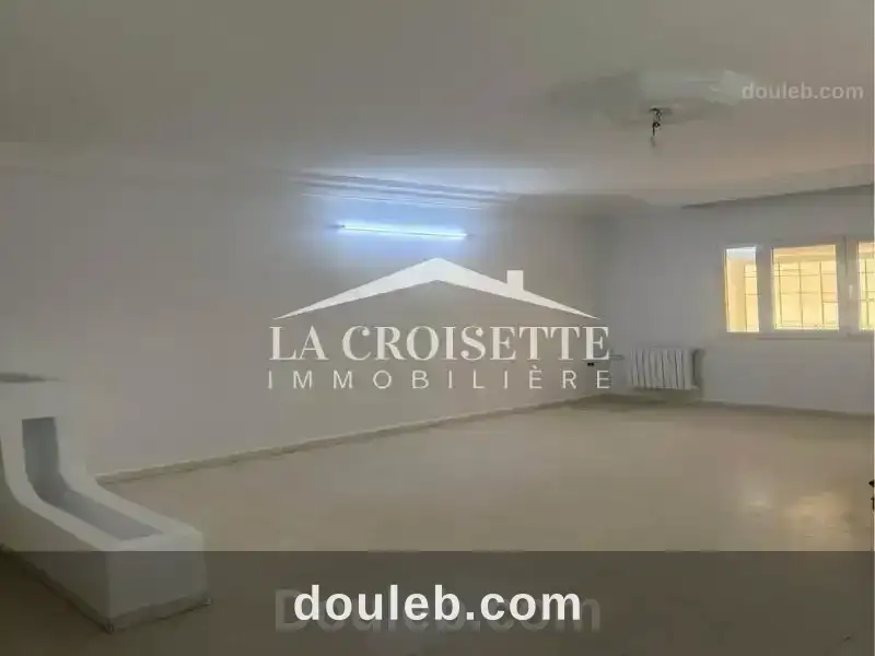 Etage de villa s2 à la marsa zel0586 à Tunis