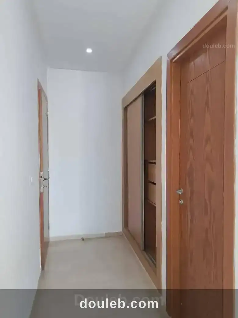 Bureau au mourouj 6 à Tunis