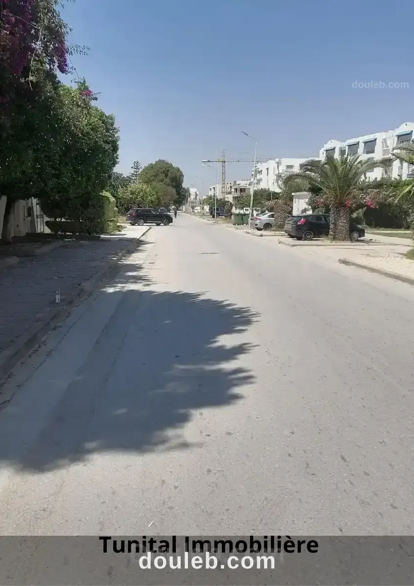 Villa à usage bureautique à Tunis