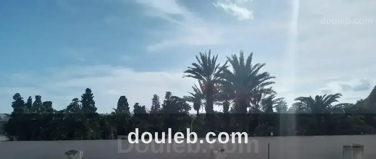 Bureaux 1ier niveau d'un immeuble au kram centre à Tunis