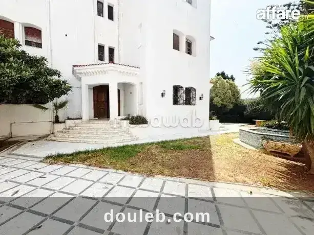 Jolie s4 a manar1 à Tunis