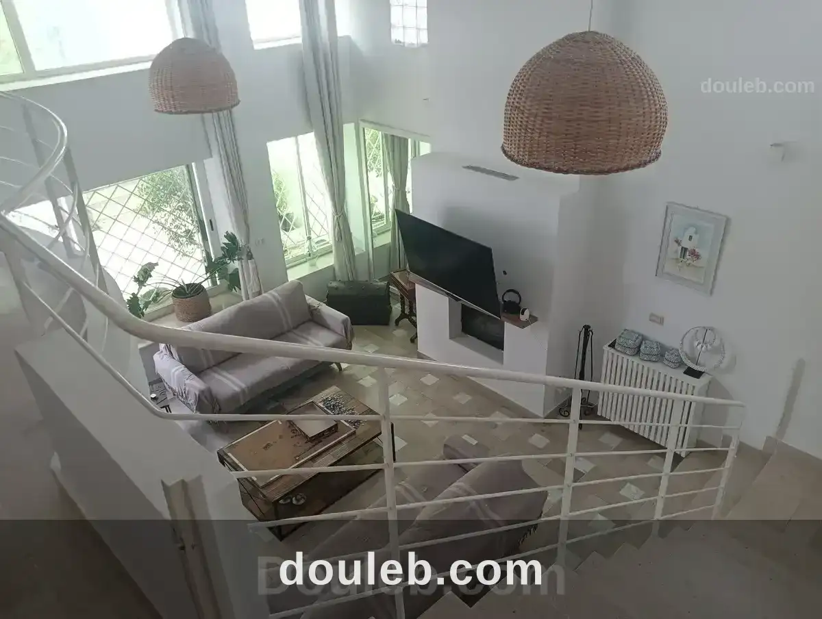 Belle villa à saisir à Tunis