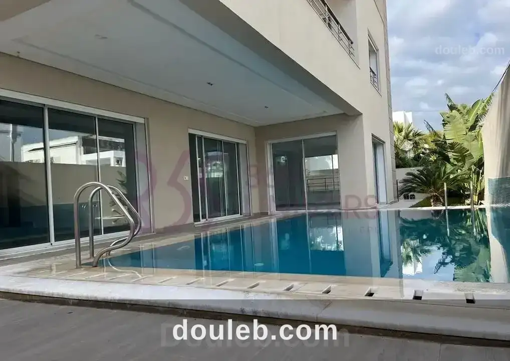 Appartement avec piscine à la marsa ref ra040 à Tunis