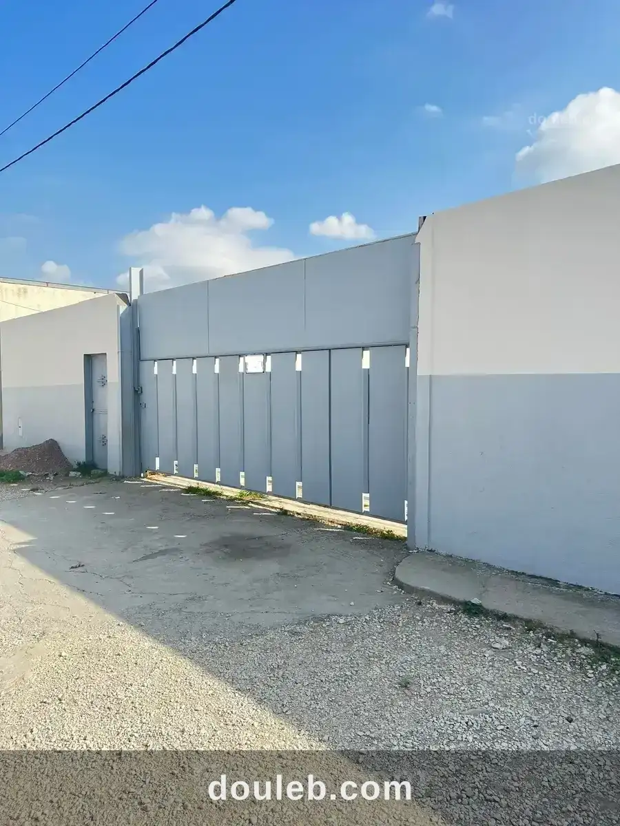 Depot zone industrielle utique à Tunis