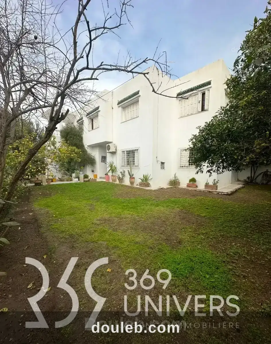 Villa à retaper à carthage ref sh032 à Tunis