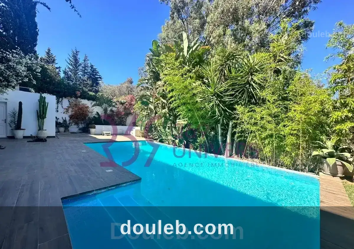 Appart meublé avec piscine à gammarth ref ra083 à Tunis