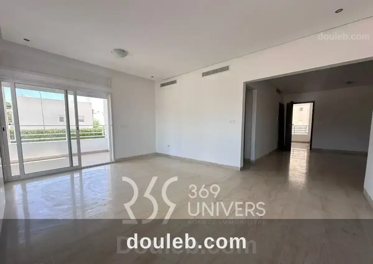 Appart s3 avec terrasse à la marsa ref ra152 à Tunis