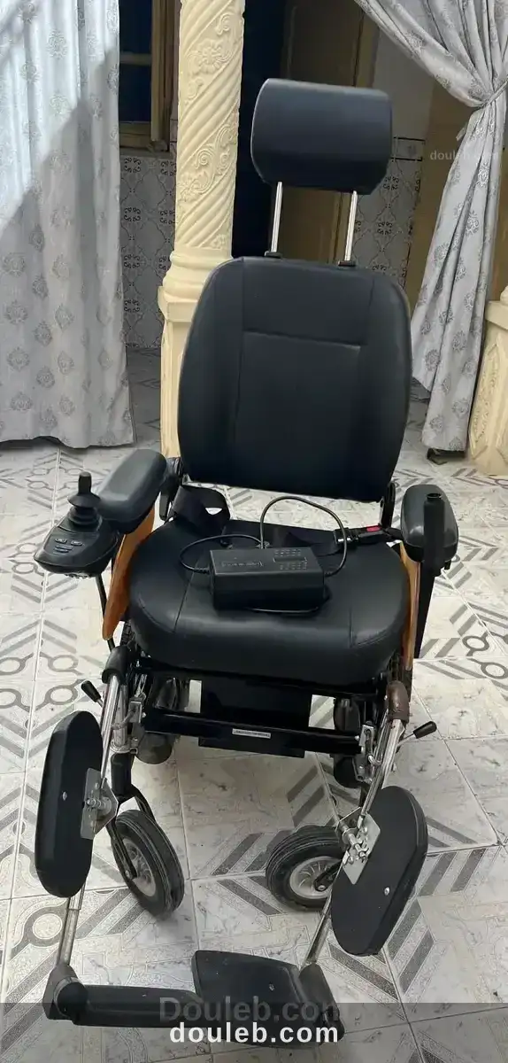 Fauteuil roulant electrique - Miniature 2