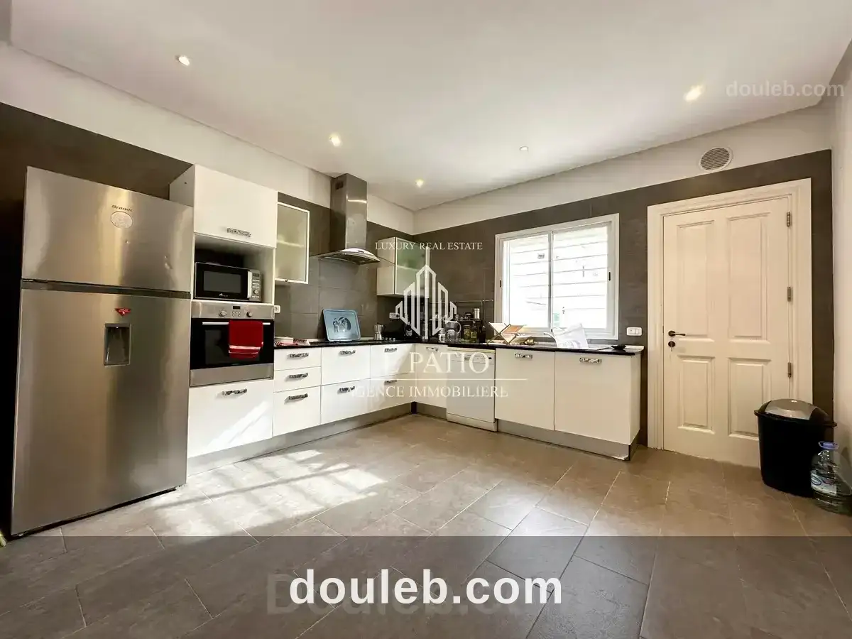 Villa s3 avec jardin et piscine à la marsa - Miniature 3