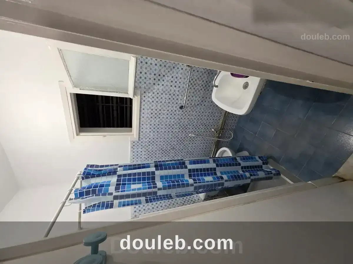 S0 meublé manar1 côté école privée hannibal - Miniature 3