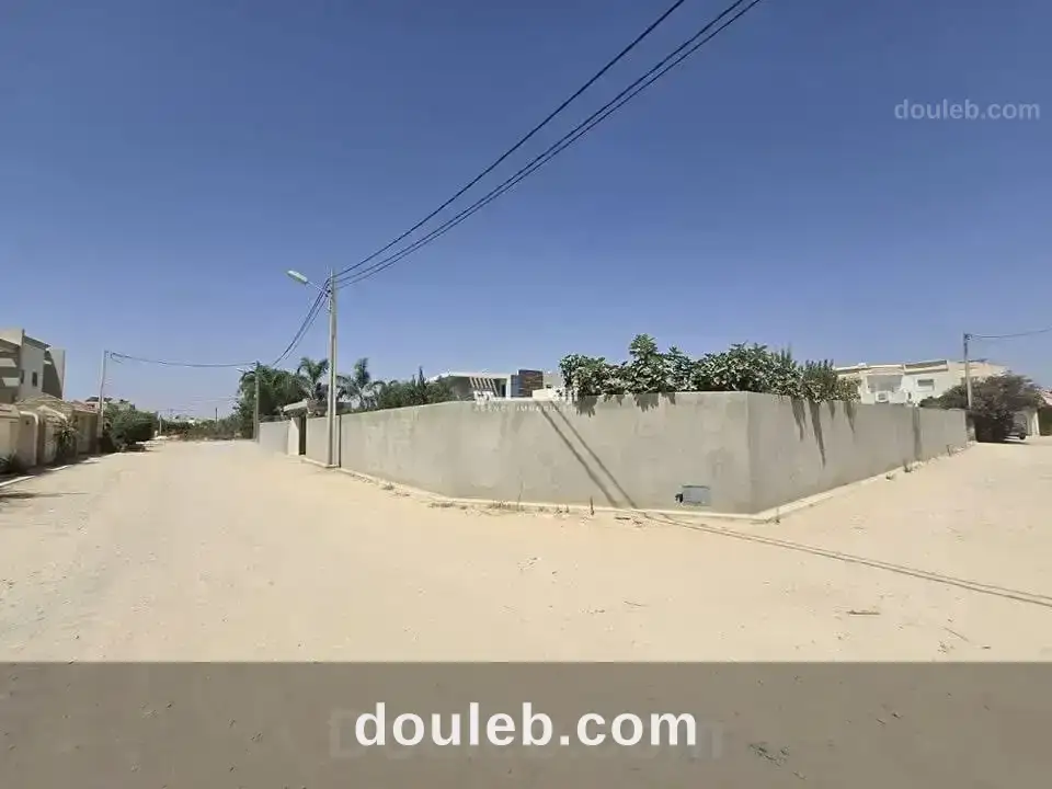 Sfax lafrane vnt ter 417 m2 - Miniature 2