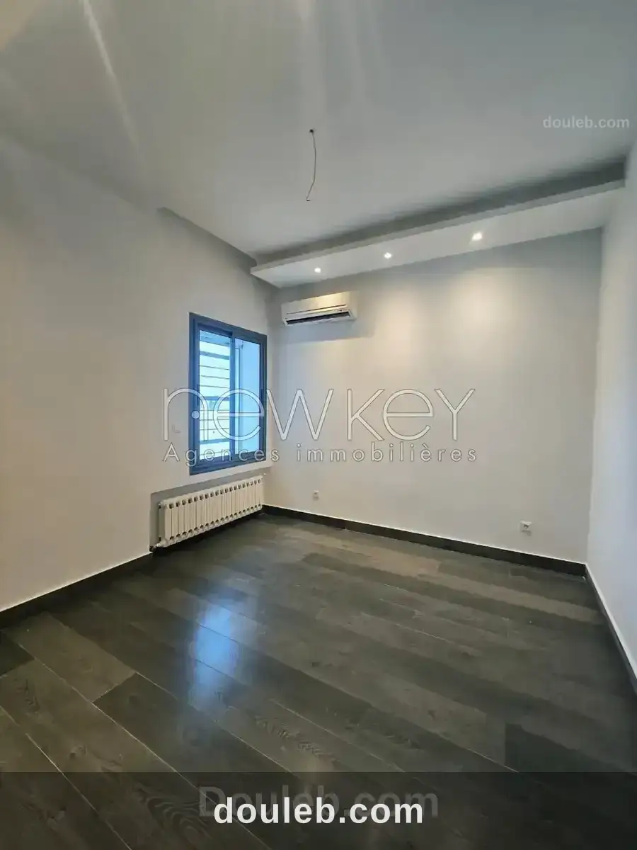 S3 avec vue sur mer à la marsa - Miniature 3