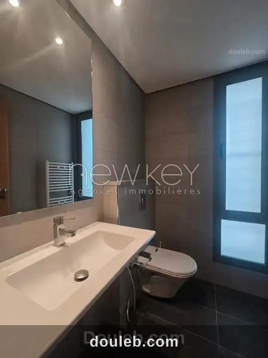 S3 avec vue sur mer à la marsa - Miniature 4