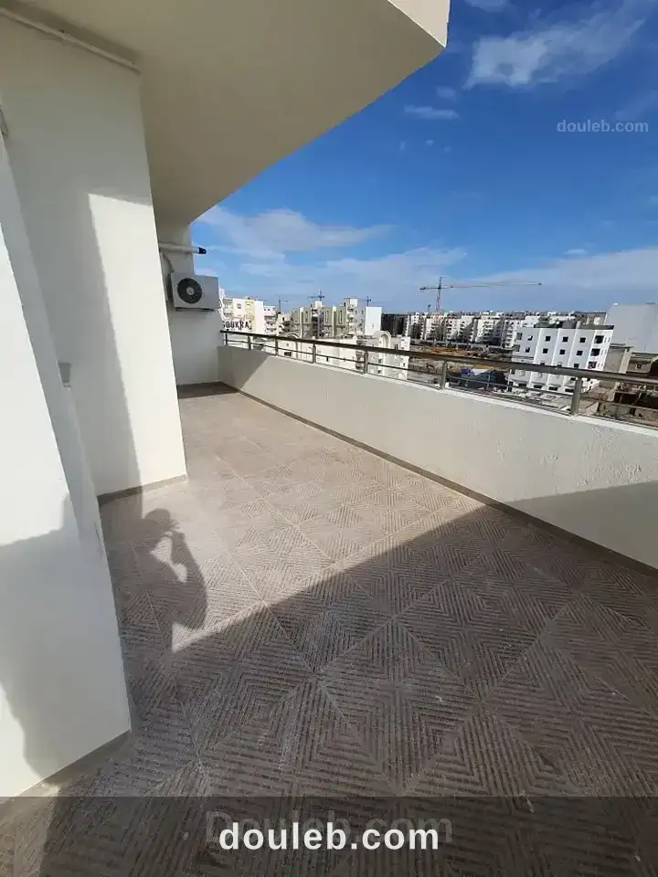 S plus un avc terrasse vue dégagée à l'aouina - Miniature 5