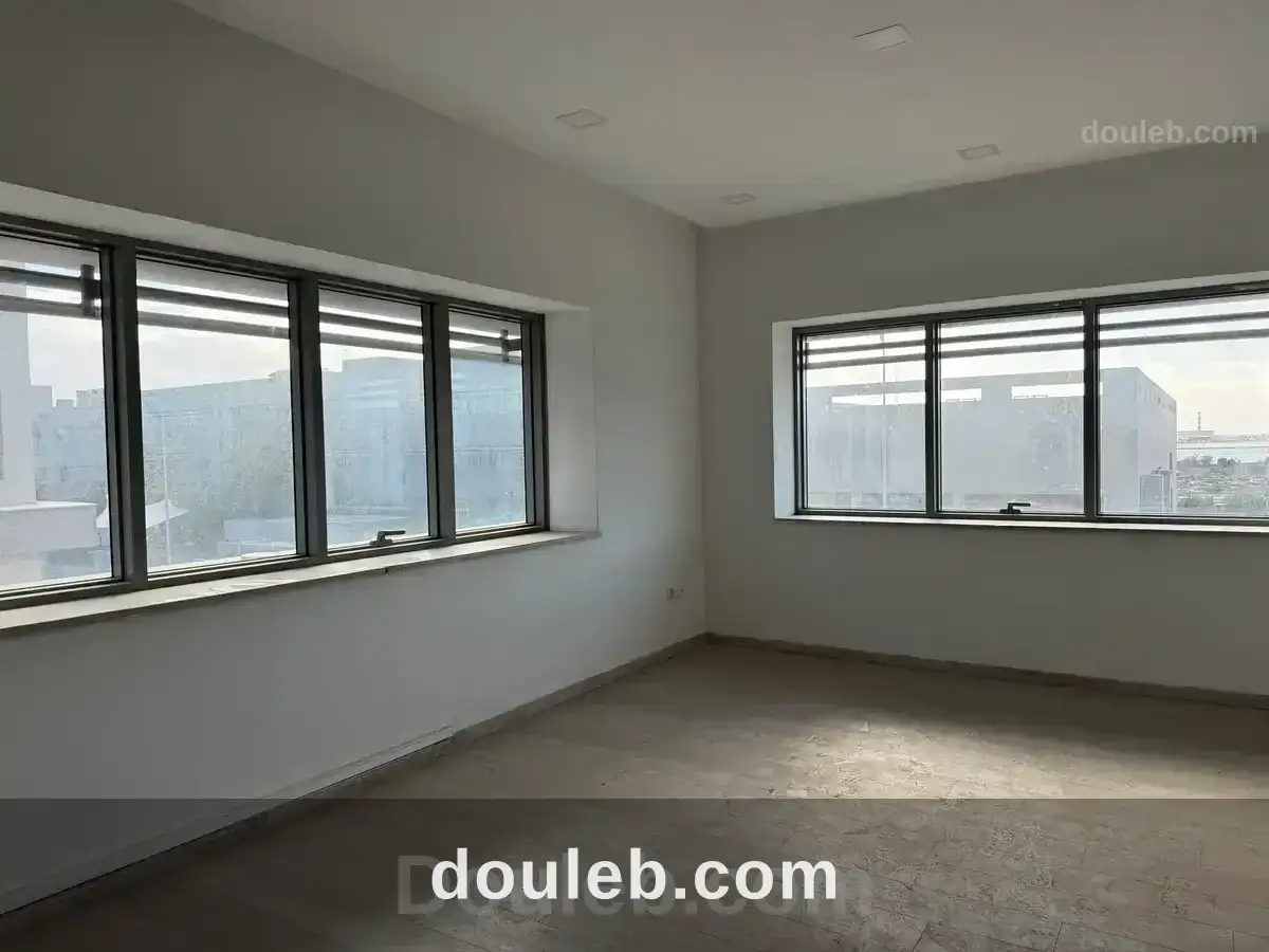 Super bureau 1410 m2 au lac 3 kram - Miniature 3