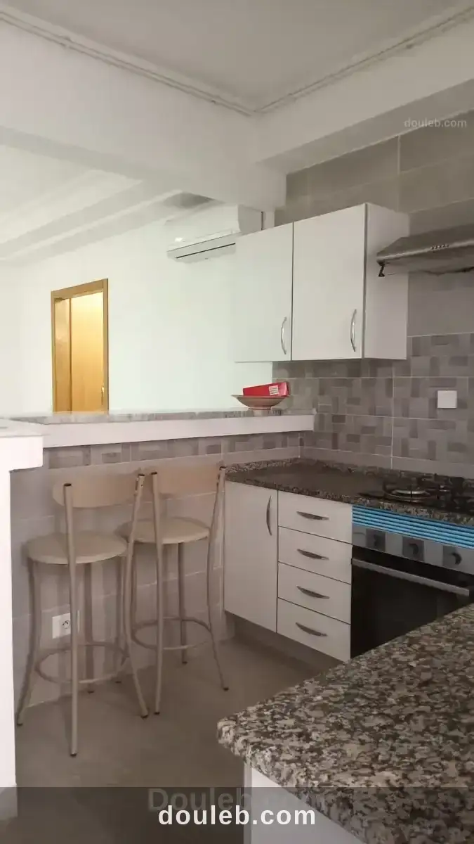 S plus un meublé à l'aouina - Miniature 2