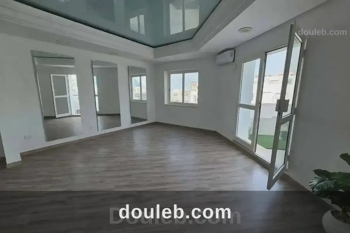 Bureau a usage commercial ou bureautique lac 1 - Miniature 2