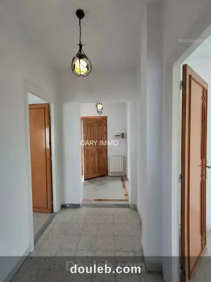 Appartement s2 à ennasr 2 - Miniature 3