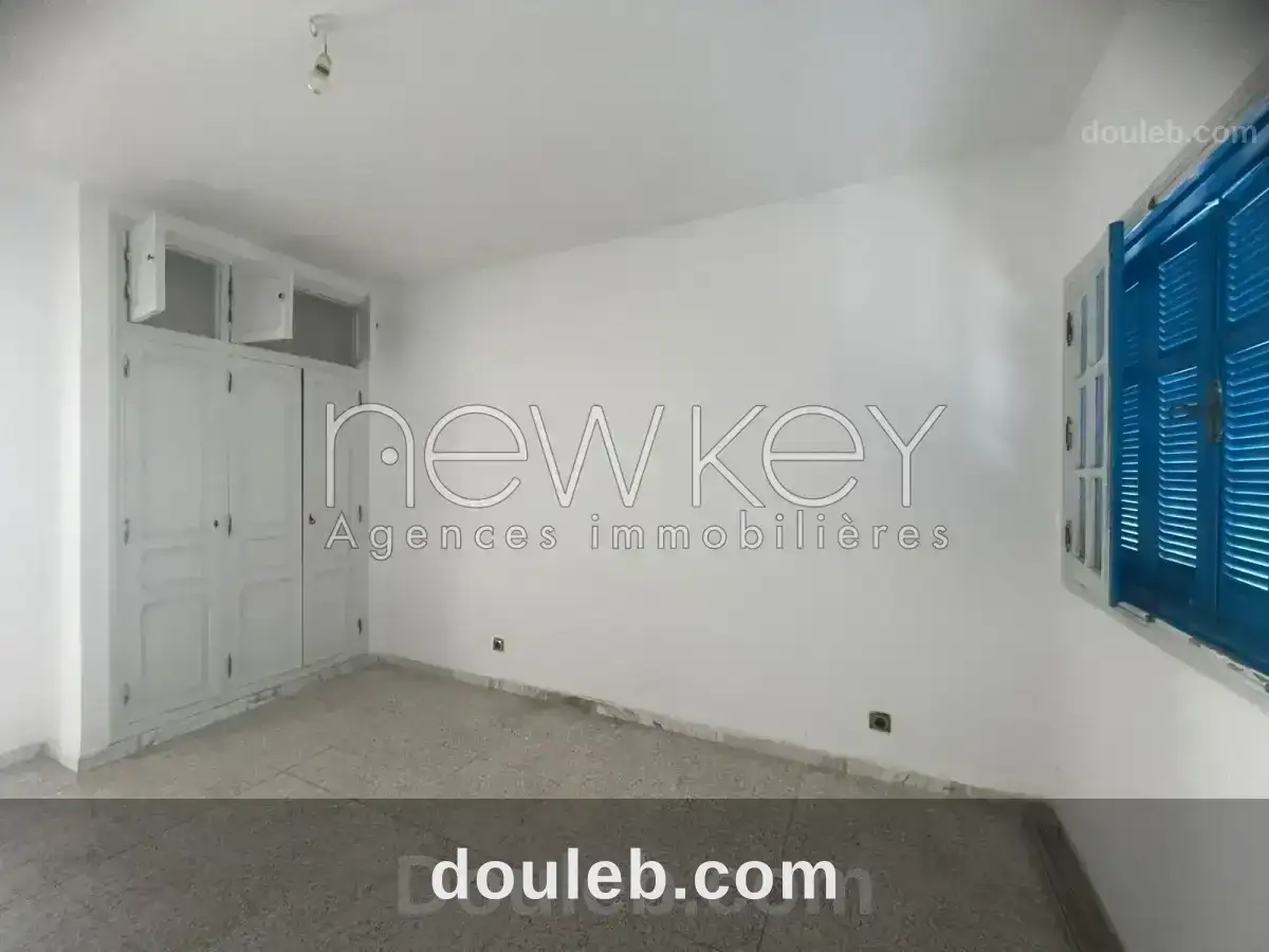 Étage de villa s2 à la marsa réf 8751a - Miniature 3