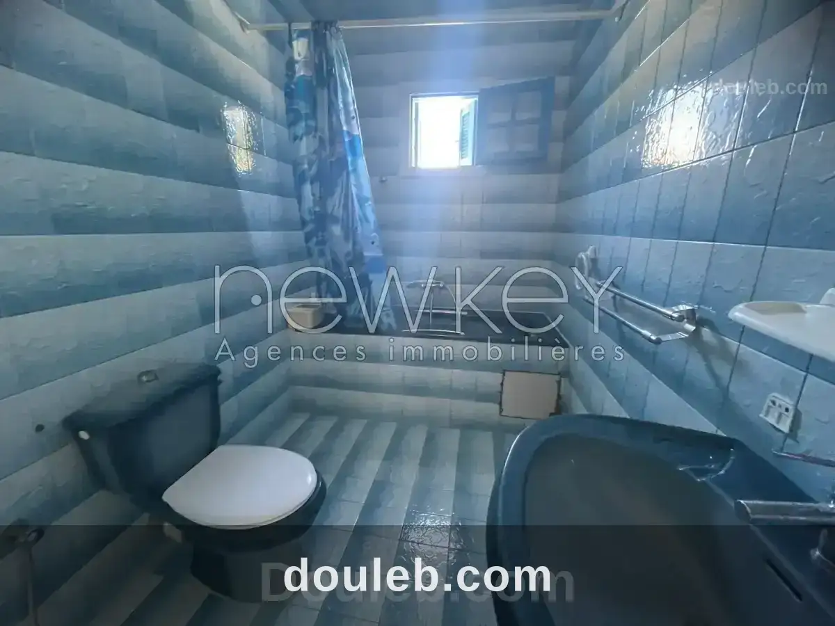 Étage de villa s2 à la marsa réf 8751a - Miniature 4