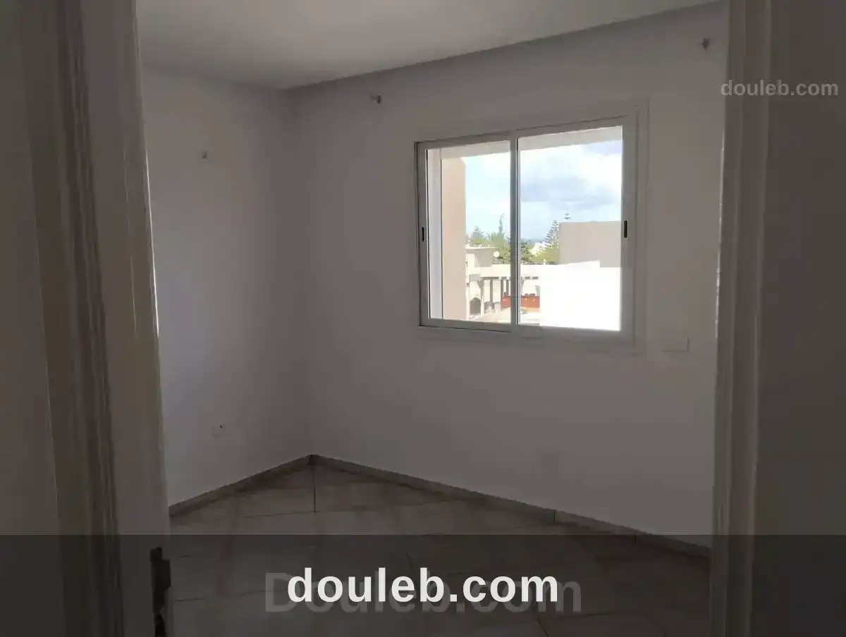 Studio s plus 1 non meublé à la corniche - Miniature 4