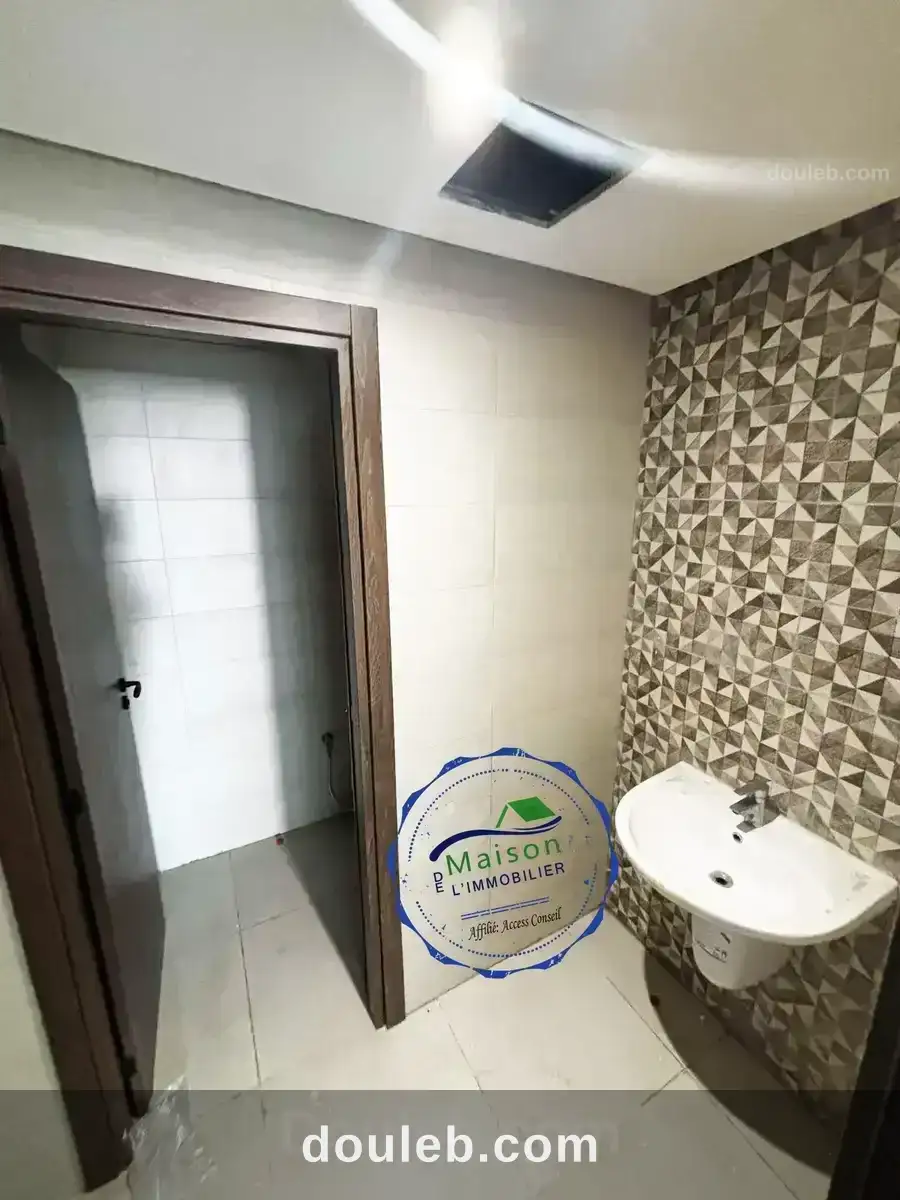 Bureaux sup entre 160m et 210m lac 3 - Miniature 4