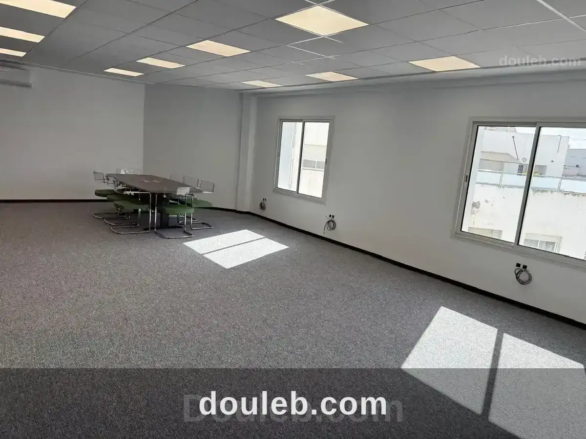 Bureau neuf 150 m2 au lac 1 - Miniature 2