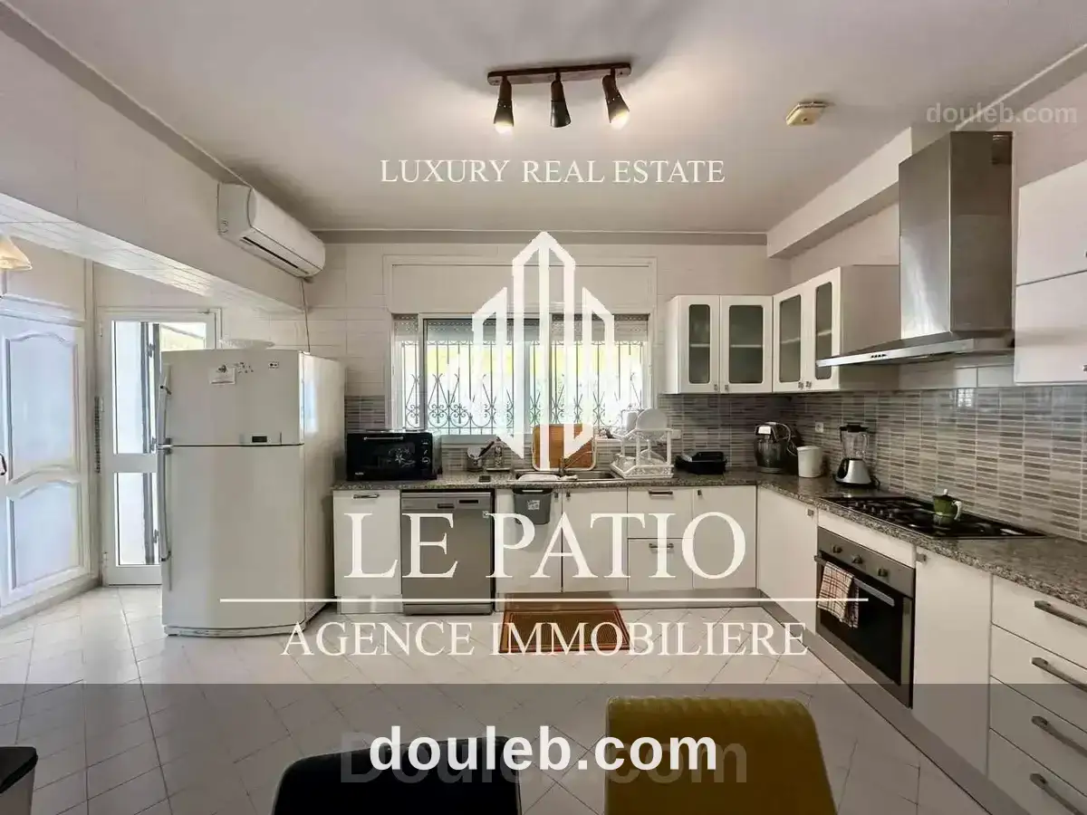 Villa s4 vide à la marsa - Miniature 3