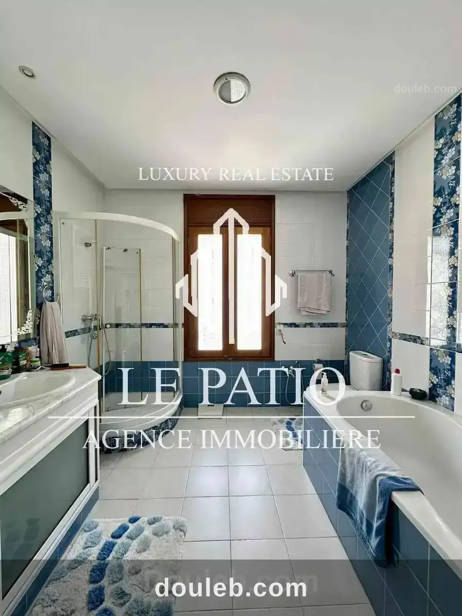 Villa s4 vide à la marsa - Miniature 4