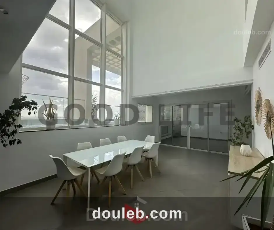 Penthouse s4 avec piscine lac 2 - Miniature 4