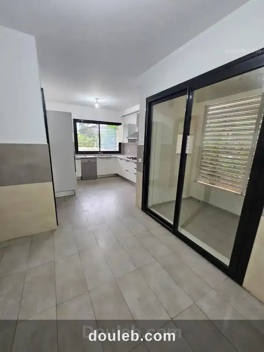 Duplex luxueux au lac deux prés tunisia mall - Miniature 2