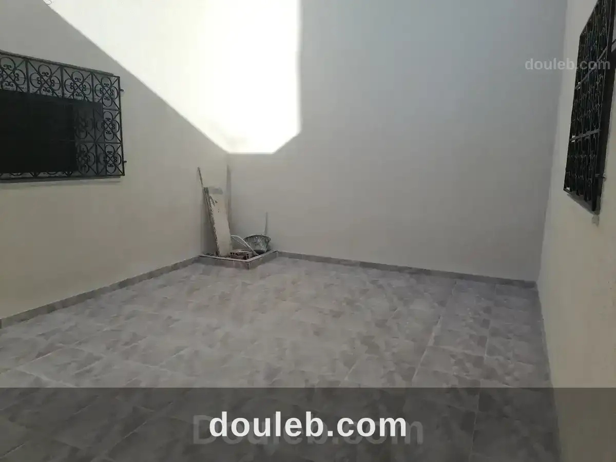 Dar arbi au centre ville de soliman en bon état - Miniature 3