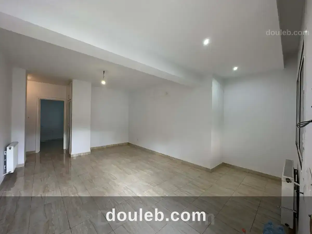 Rez de chaussée de villa s2 avec jardin à menzah 5 - Miniature 2