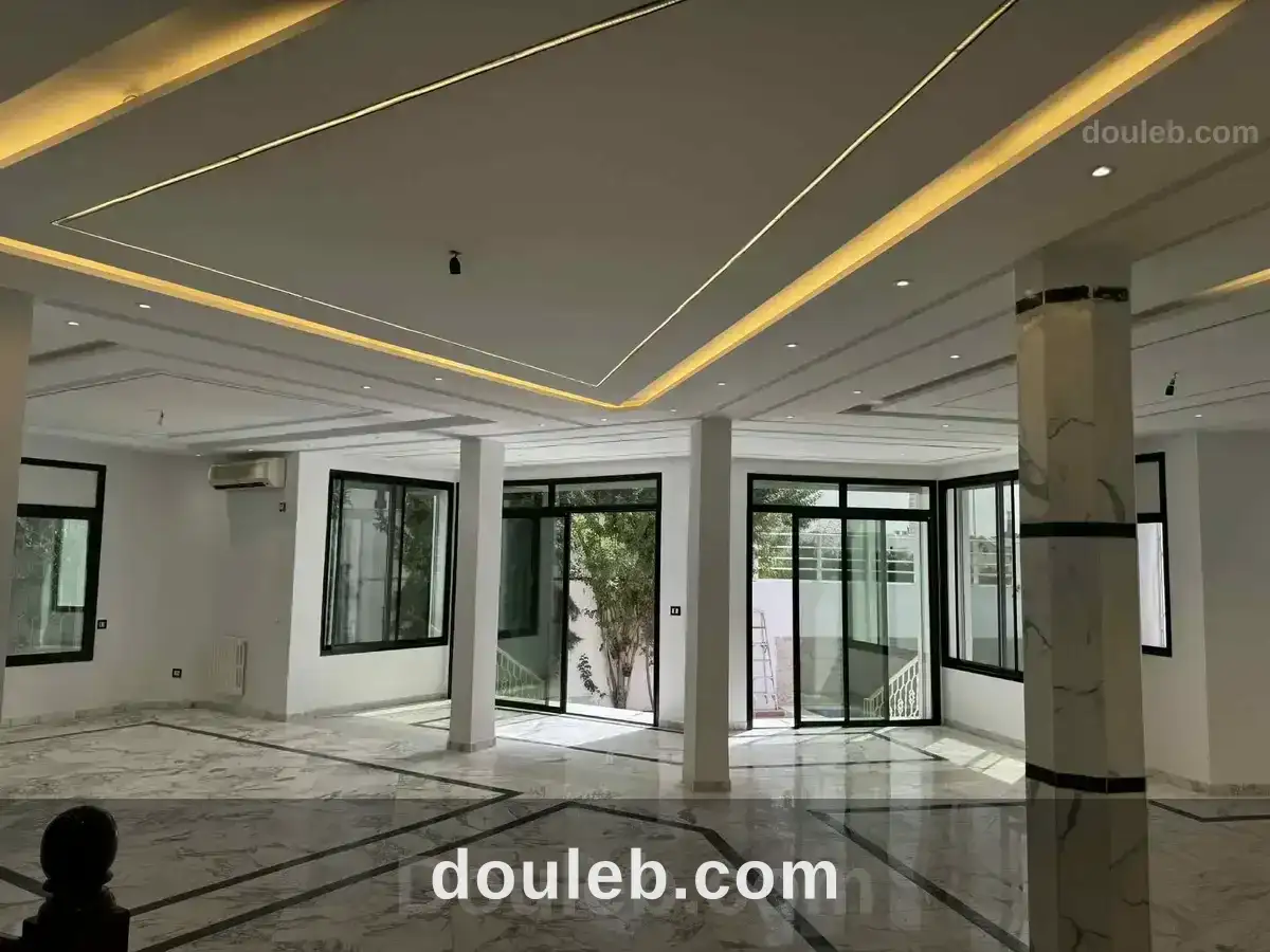 Belle villa 750 m2 au lac 1 - Miniature 3