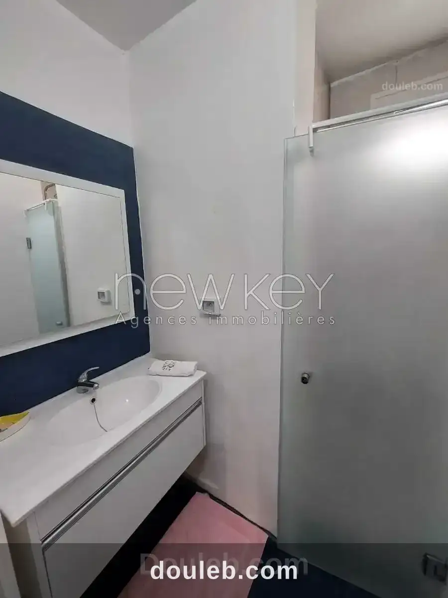 Duplex meublé à la marsa plage - Miniature 5