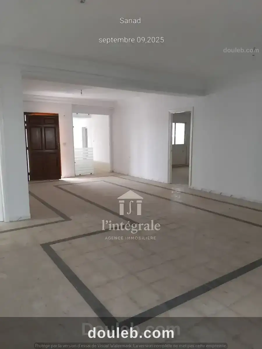 Usine et administration à charguia2 - Miniature 3