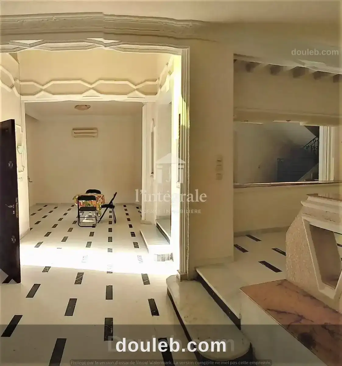 Charmante villa avec jardin - Miniature 3