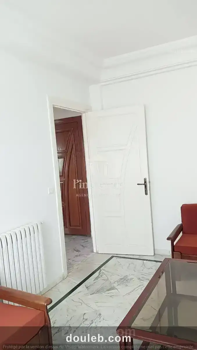 S1 meublé avenue hedi nouira - Miniature 5