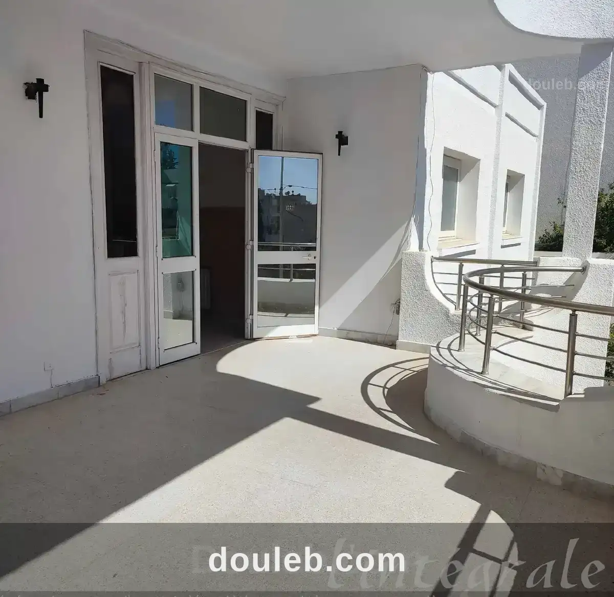 Un grand bureau 2s3 - Miniature 3