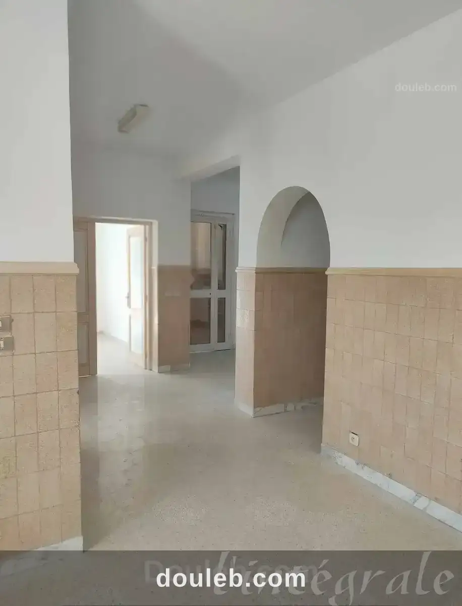 Un grand bureau 2s3 - Miniature 6