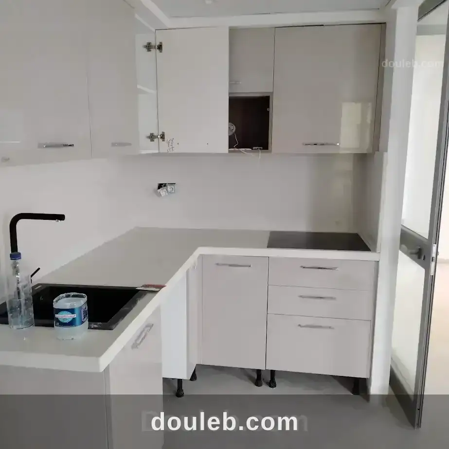 Super bureau 275 m2 avec vu aéroport au lac 1 - Miniature 3