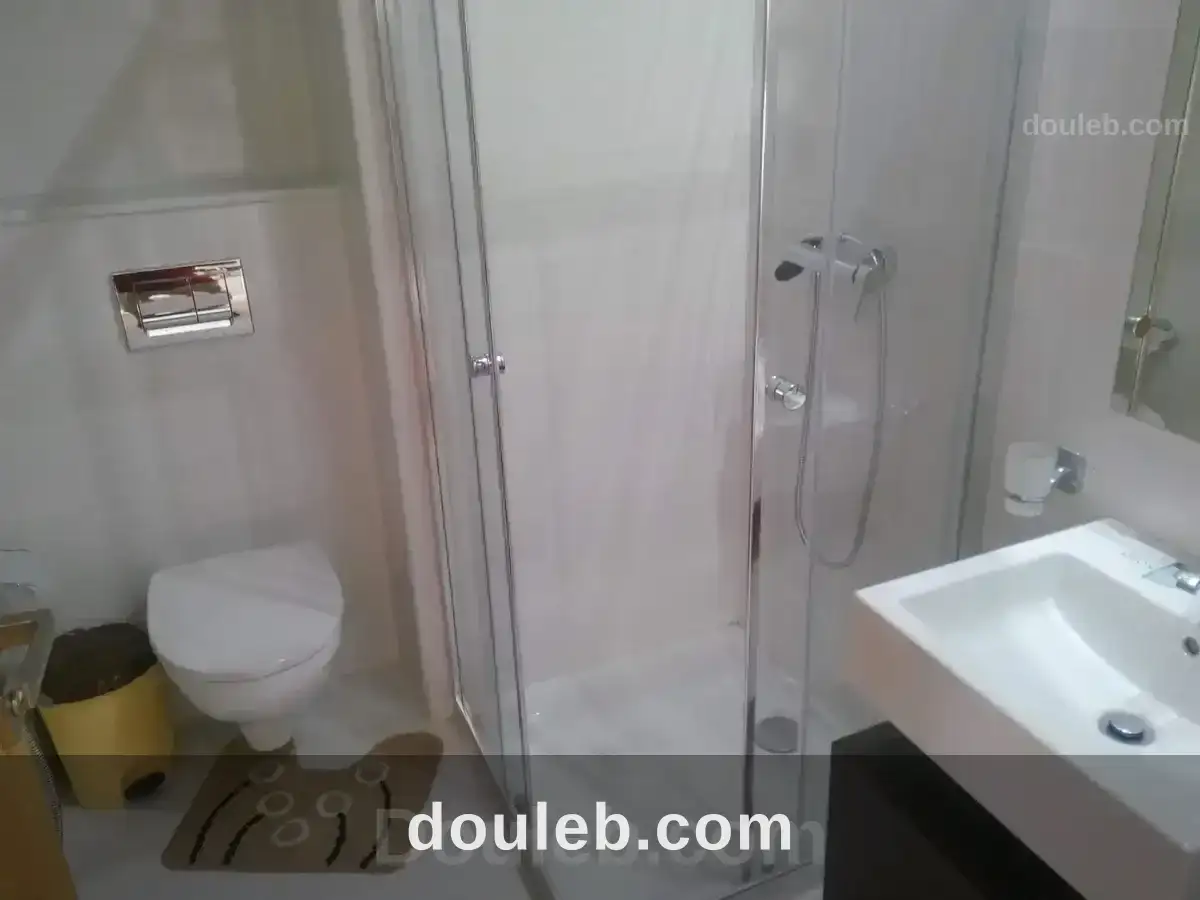 S0 meublé pour courte durée 90dt - Miniature 3