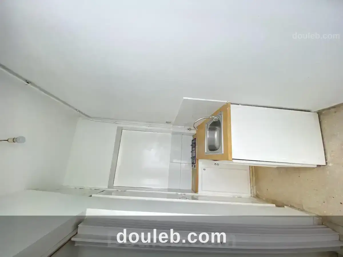 Joli studio pour jeunes filles uniquement ennasser - Miniature 5