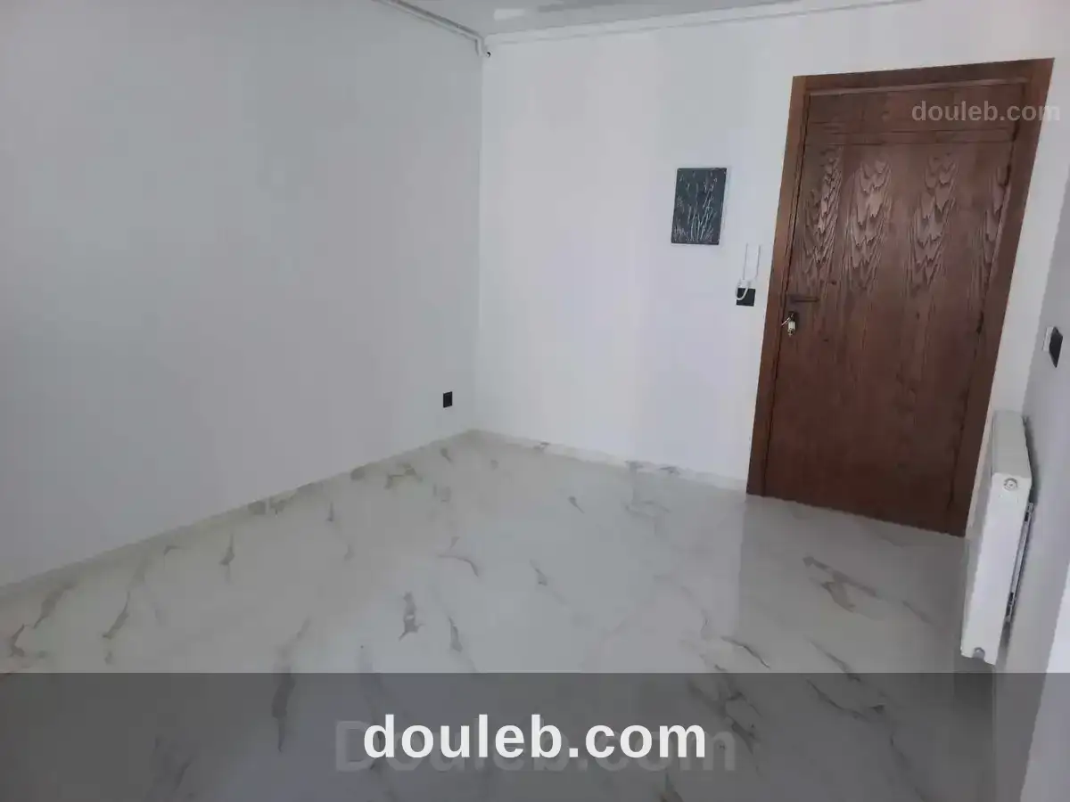 Appartement s2 derrière carrefour el wahat - Miniature 3