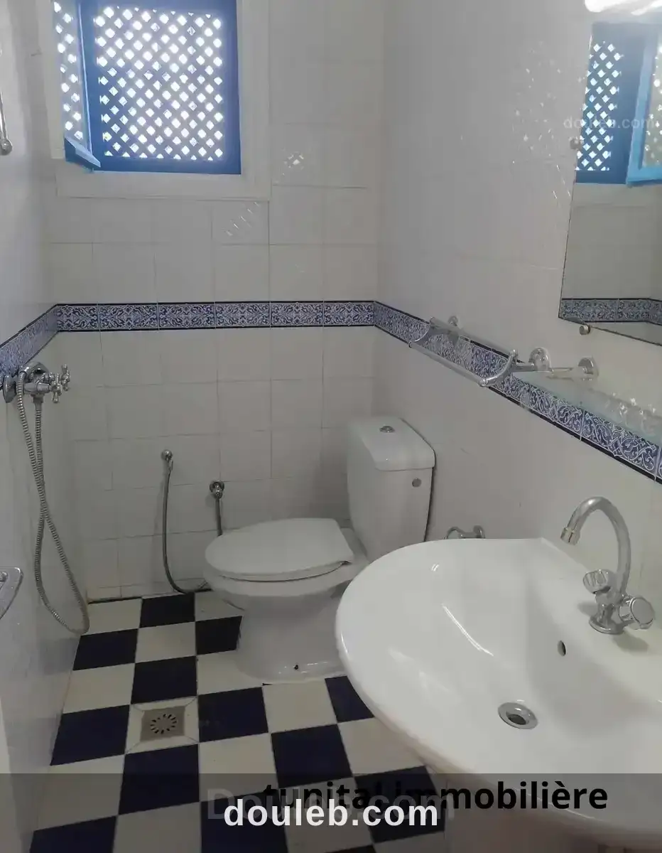 Villa vide - Miniature 4