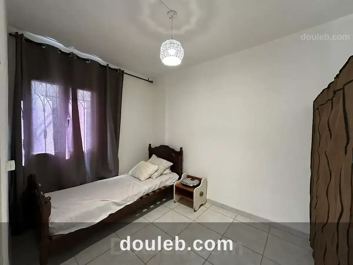 Rez de chaussée de villa s2 meublé à manar 1 - Miniature 3