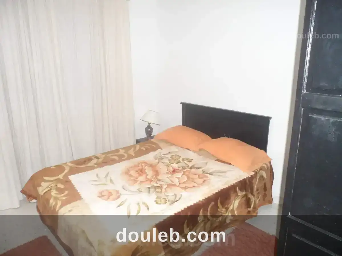 Studio meublé par nuitée 60dt - Miniature 3